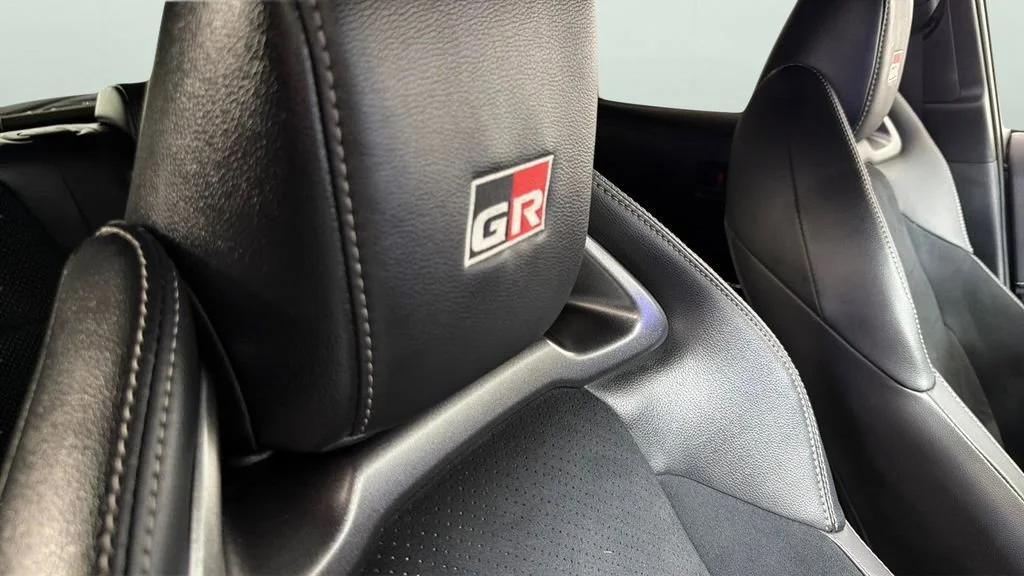 Used 2026 White Toyota Manual (Natl) image 35