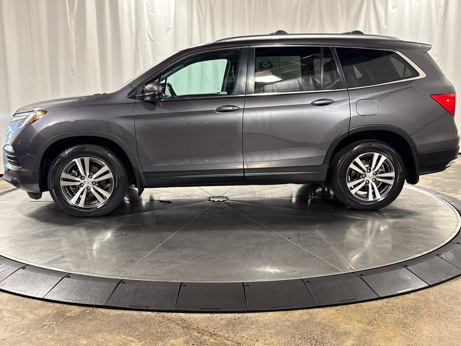Used 2018 Modern Steel Metallic Honda EX-L image 8