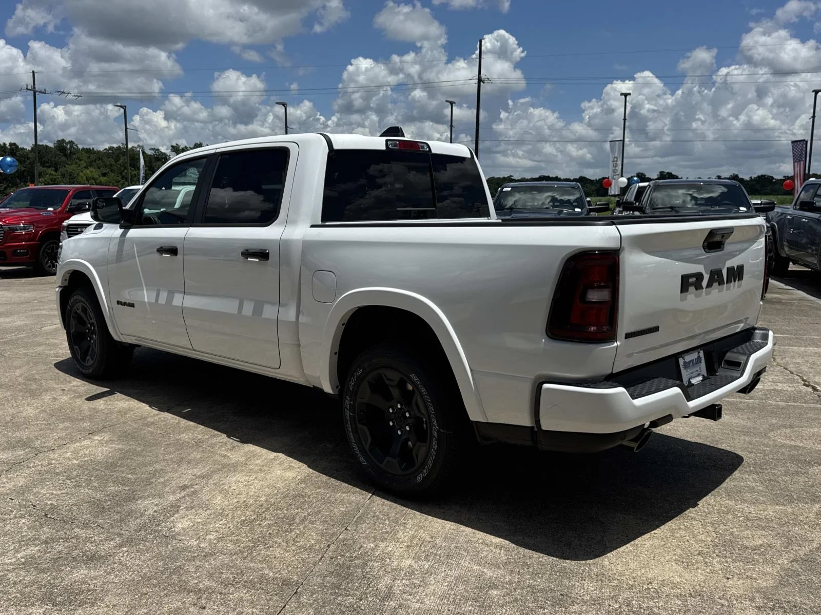New 2026 Bright White Clear-Coat Exterior Paint RAM Big Horn image 4