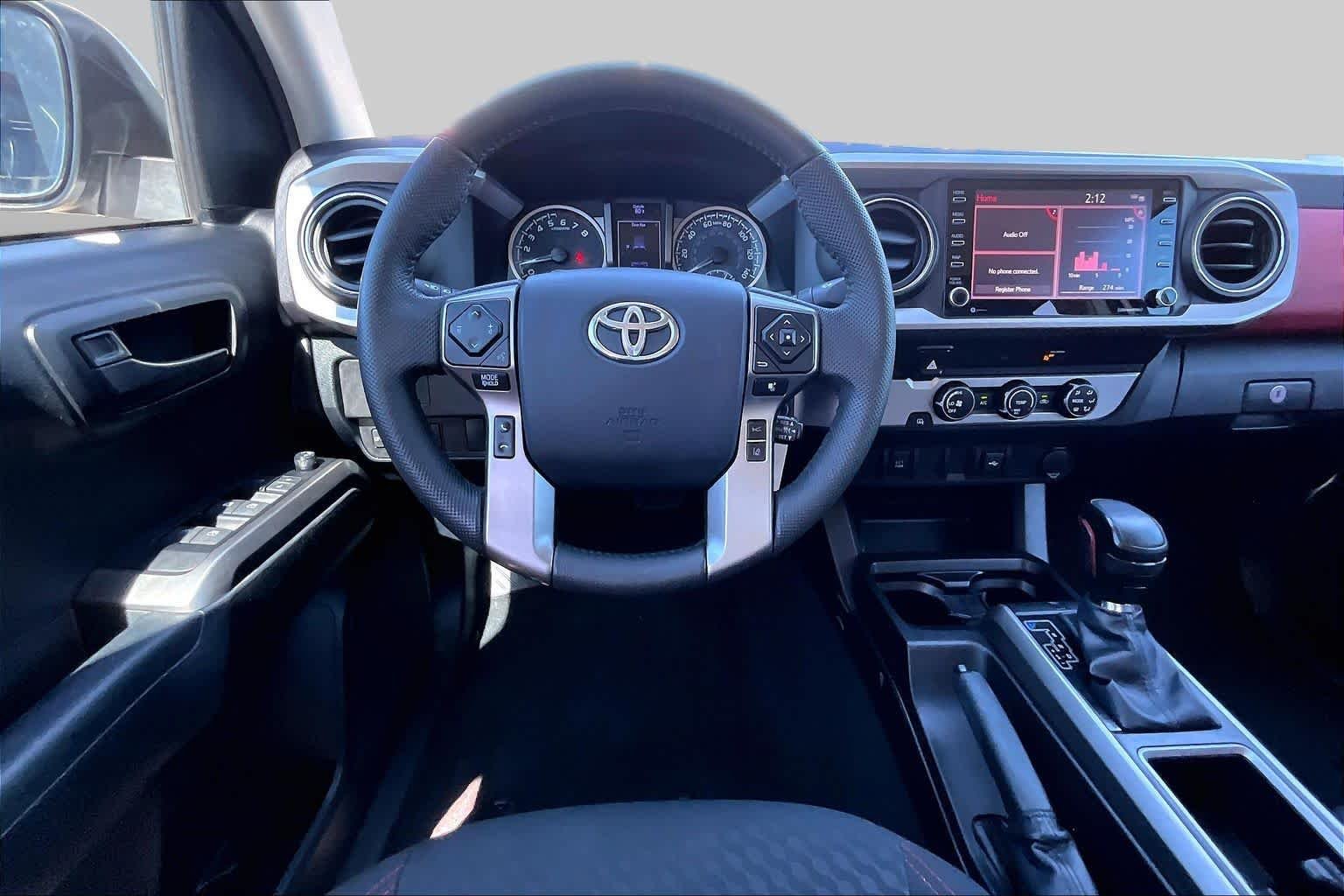 Used 2020 Super White Toyota SR5 image 6