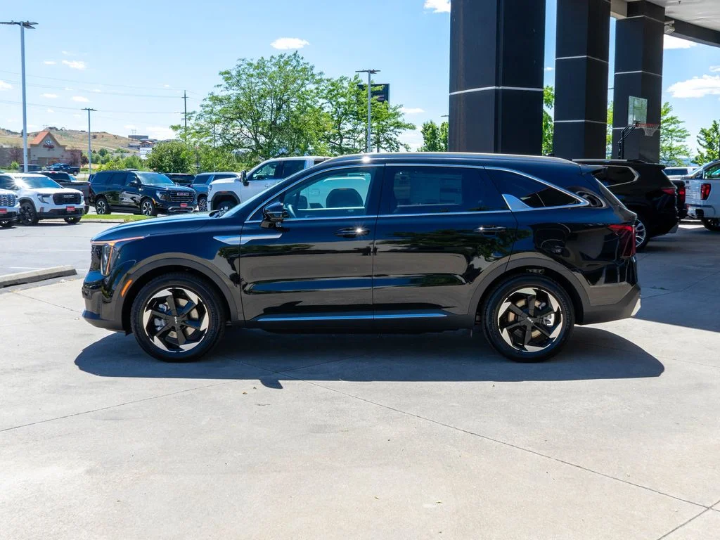 New 2026 Aurora Black Pearl Kia EX image 4
