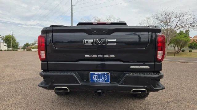 Used 2023 Black GMC Elevation image 27
