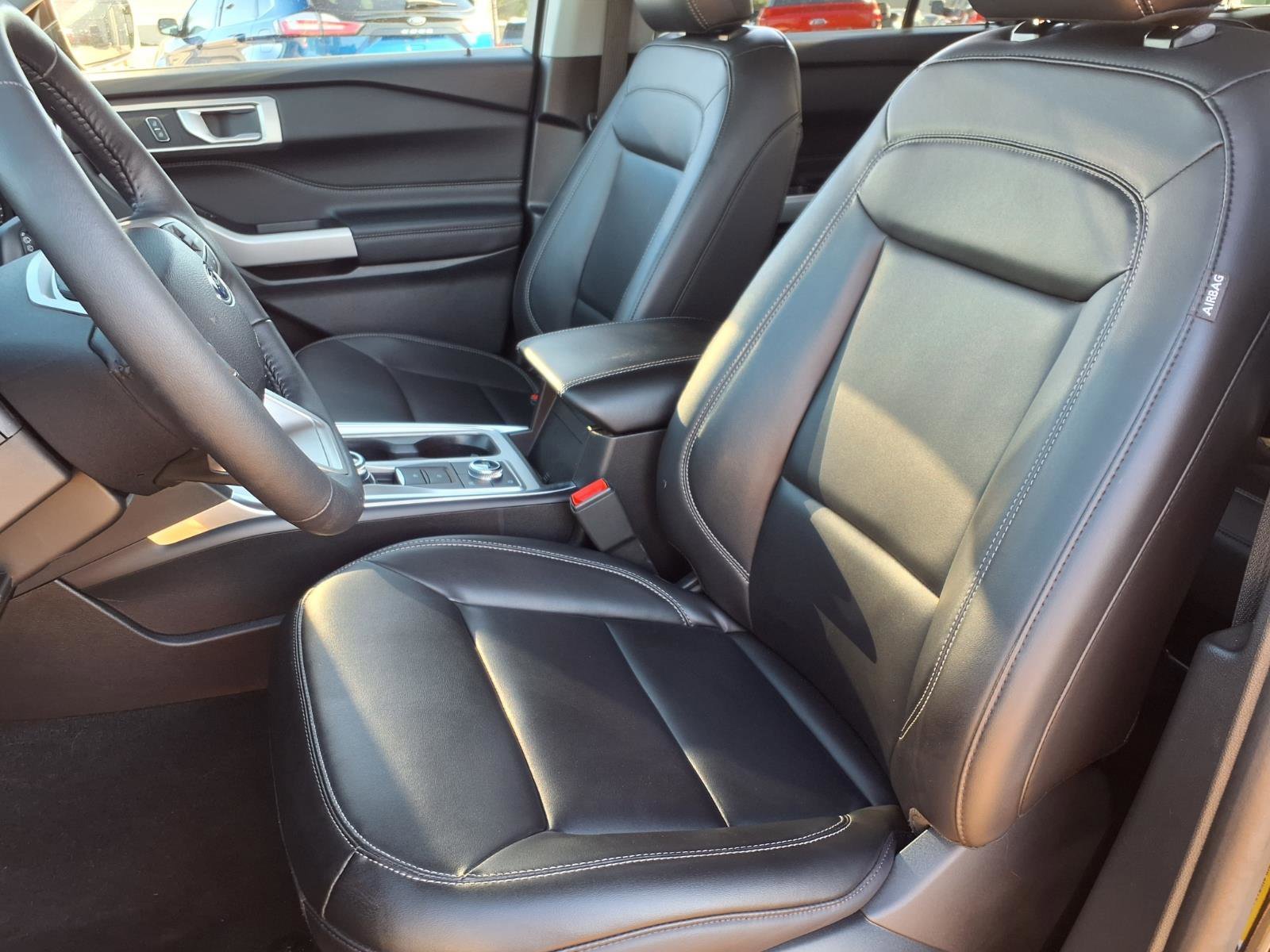 Certified Used 2024 Agate Black Metallic Ford XLT image 4