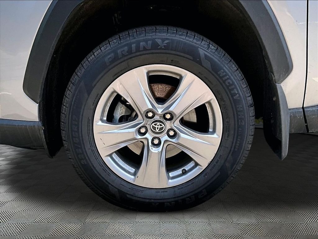 Used 2023 Silver Toyota XLE image 30