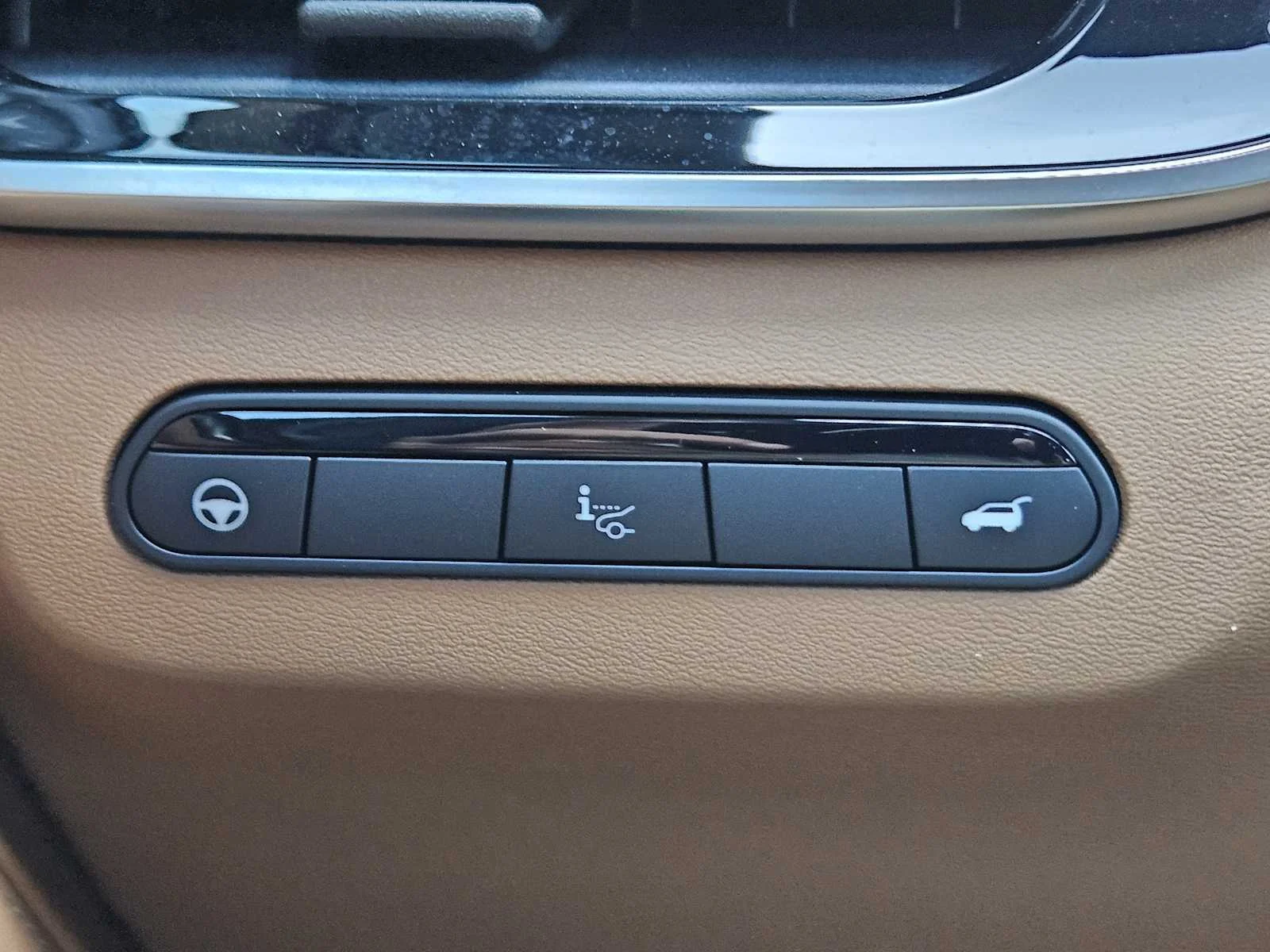 New 2027 2T RAD WHT INFINITI Autograph AWD image 16