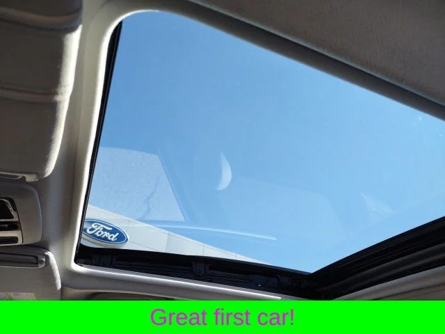 Certified Used 2018 Crystal White Pearl Subaru 2.5i Premium image 15