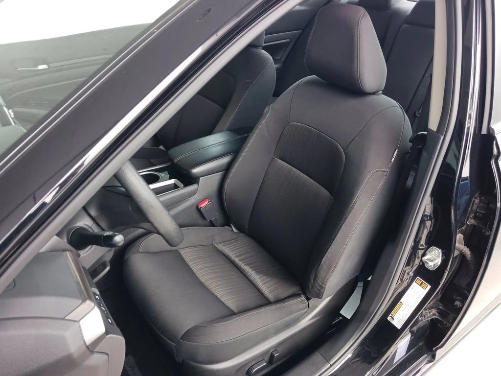 Used 2024 Black Nissan 2.5 SV image 25