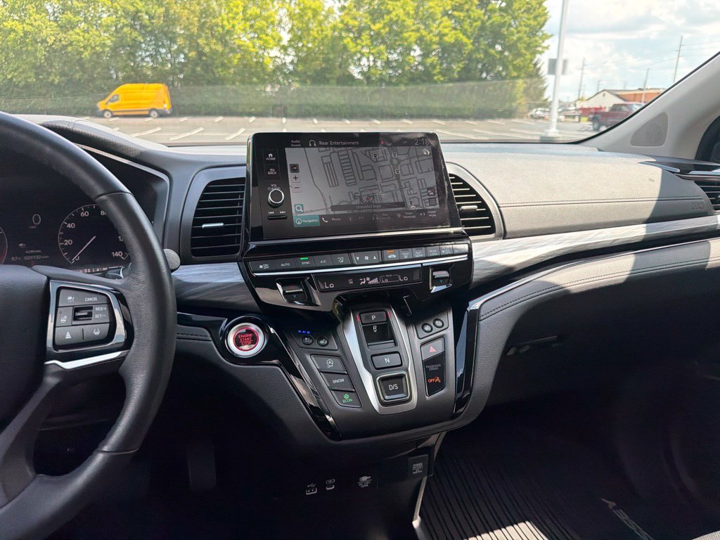 2025 Honda Odyssey Elite - Photo 15