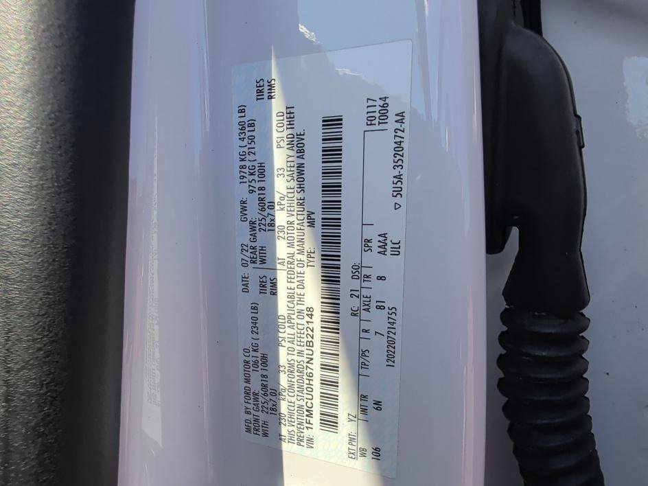 Used 2022 Oxford White Ford SEL image 32
