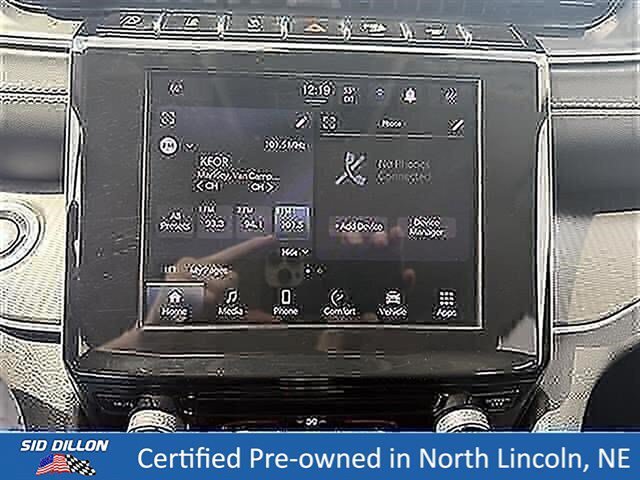 Used 2023 Diamond Black Crystal Pearlcoat Jeep Laredo image 14