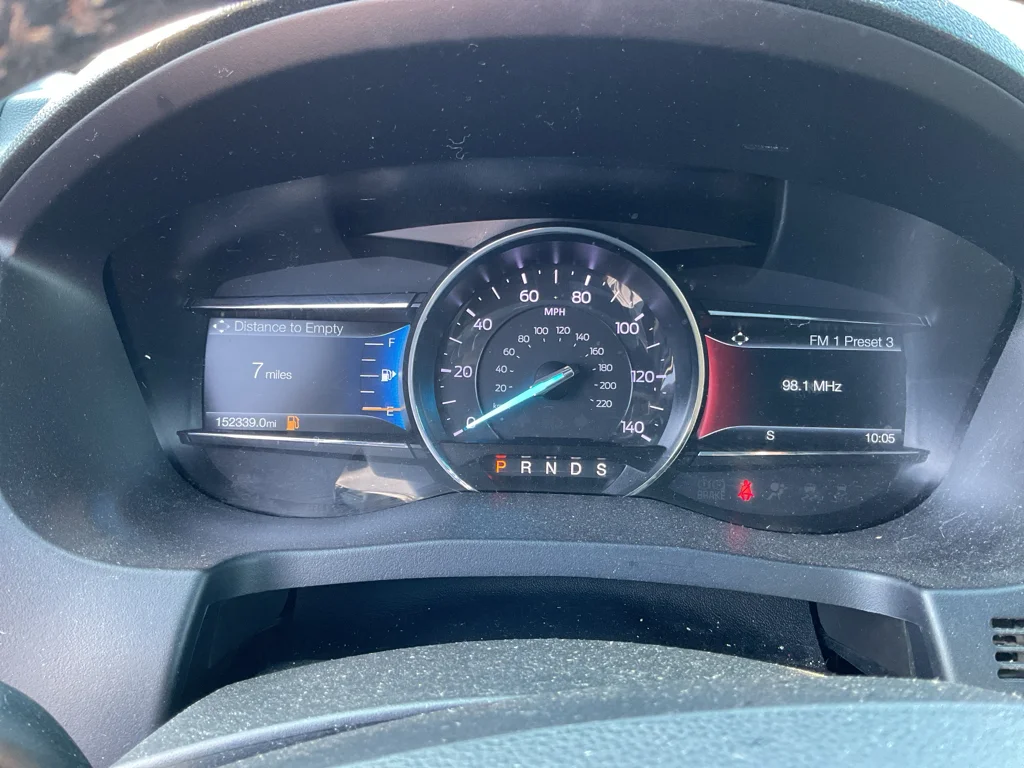 Used 2019 White Platinum Metallic Tri-Coat Ford XLT image 18