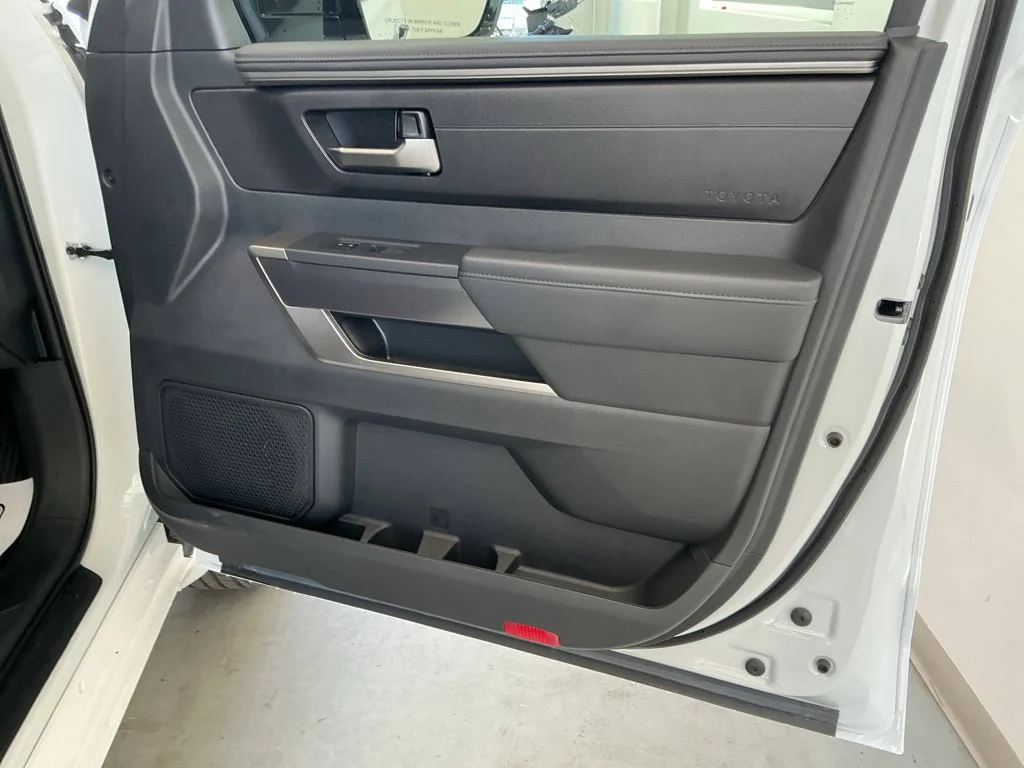 2026 Toyota Tundra SR5 - Photo 24