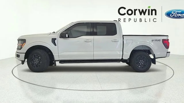 Certified Used 2024 Avalanche Ford XLT image 2