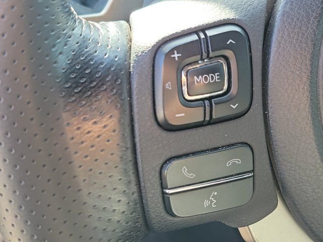 Used 2021 Obsidian Lexus 300 F Sport image 22