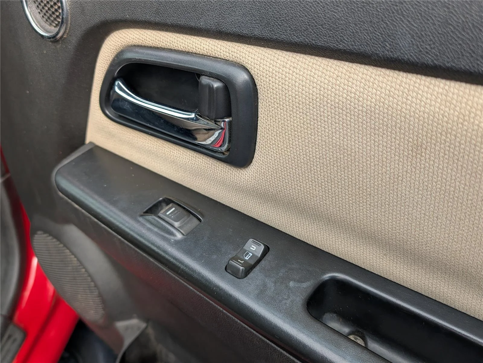 Used 2008 VICTORY RED Chevrolet LT w/1LT image 35