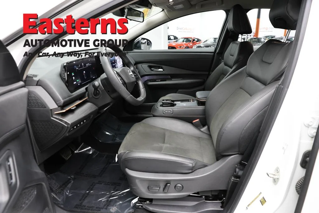 Used 2024 White Nissan ENGAGE e-4ORCE image 14