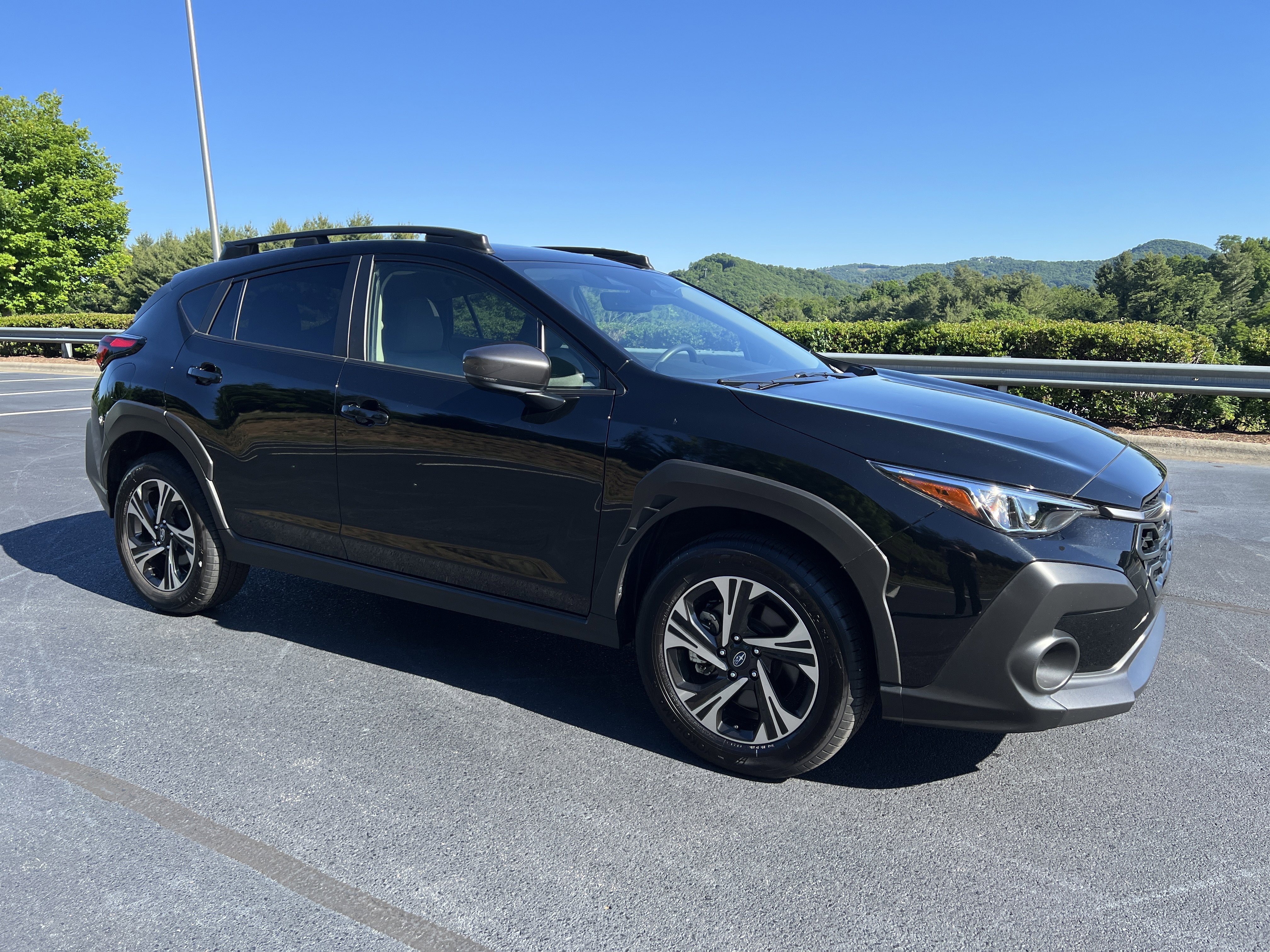 Used 2024 Crystal Black Silica Subaru Premium image 3