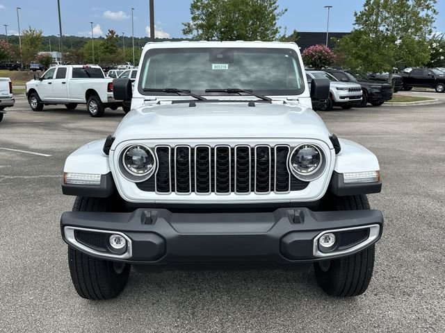 New 2025 White Jeep Sahara image 2