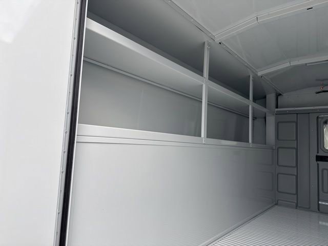 New 2025 Summit White Chevrolet 1WT image 10