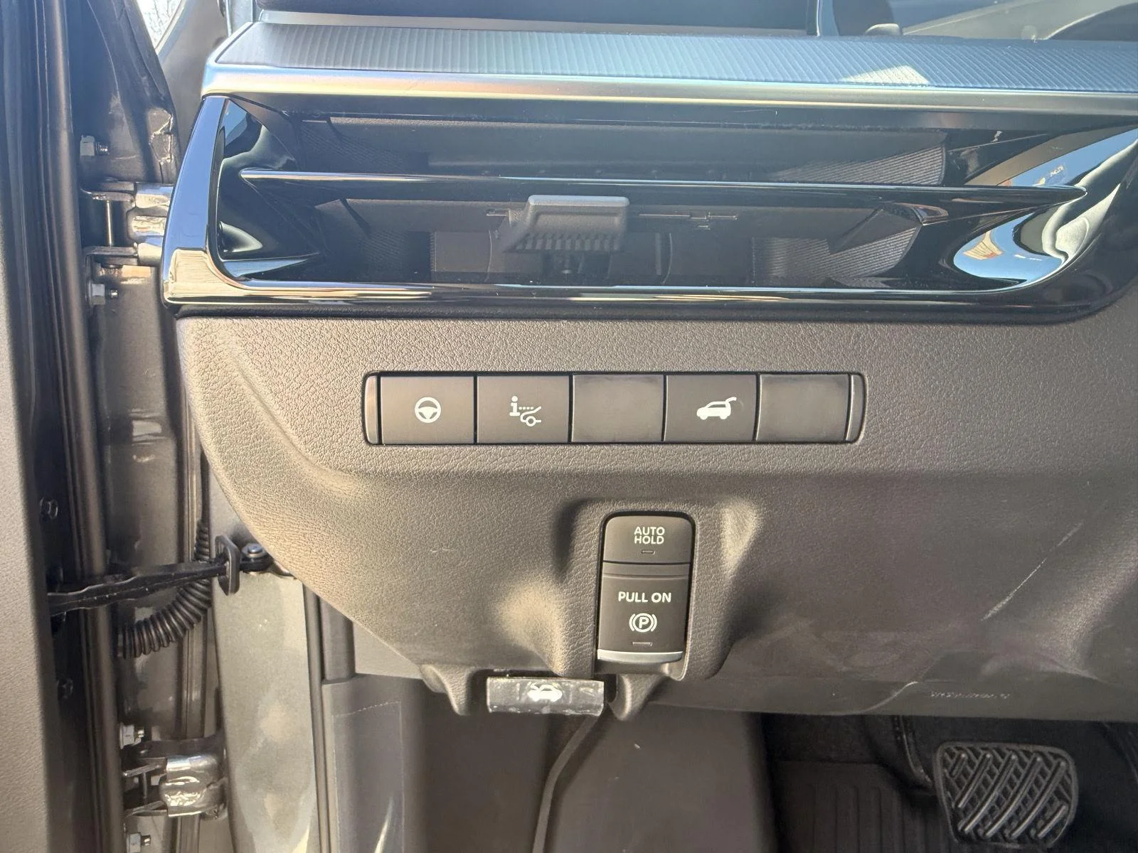 New 2026 Gun Metallic Nissan Platinum image 17