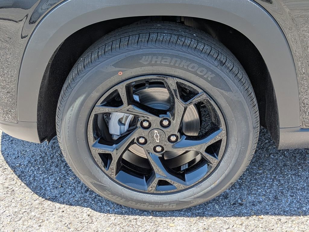 2026 Chevrolet Trax LT - Photo 12
