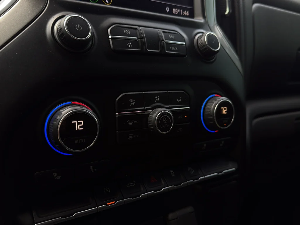 Used 2019 White Chevrolet LT Trail Boss image 18