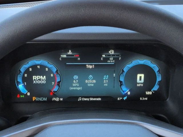 New 2026 Avalanche Gray Ford Base image 25