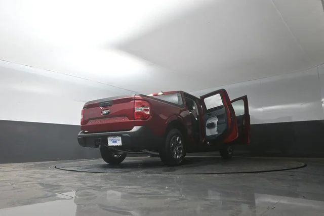 New 2026 Ruby Red Metallic Tinted Clearcoat Ford XLT image 42