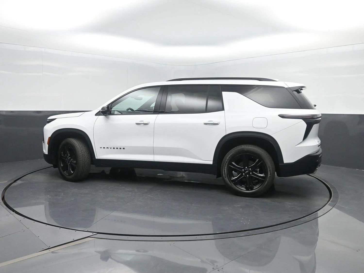 2027 Chevrolet Traverse LT - Photo 40