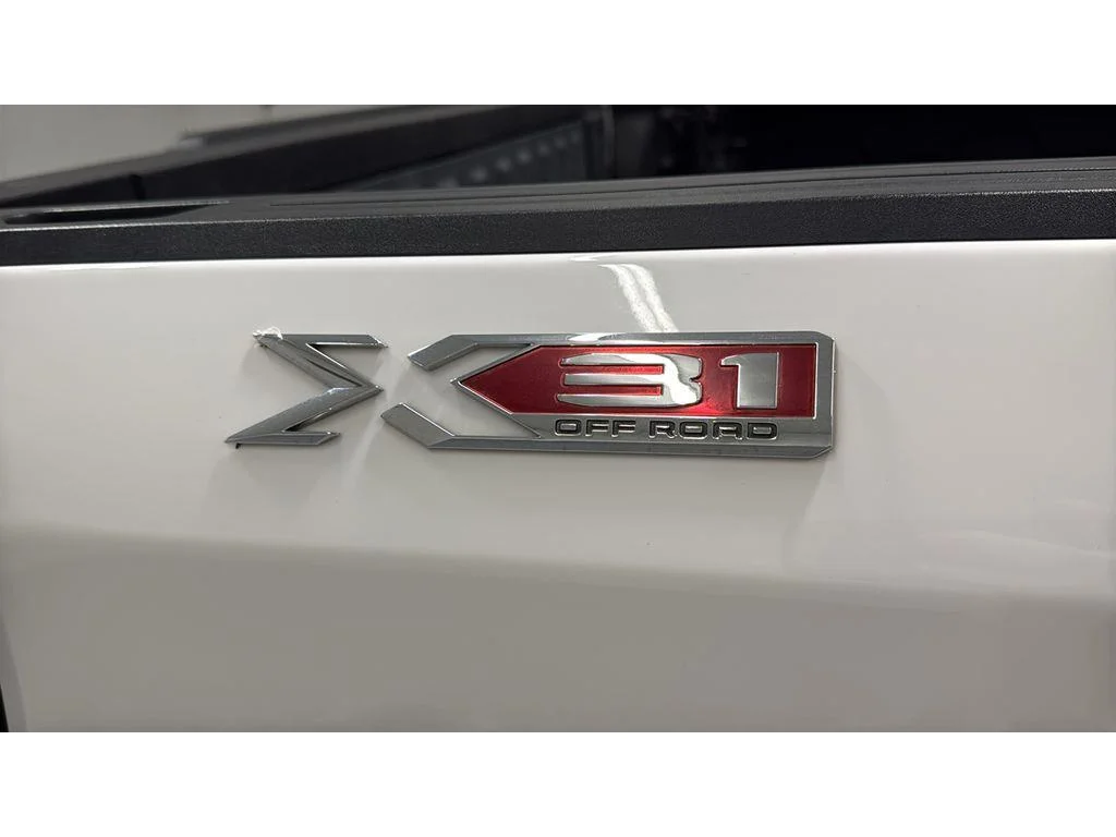 Used 2020 Summit White GMC SLT image 7