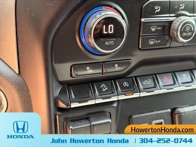 Used 2020 Blue Chevrolet RST image 22
