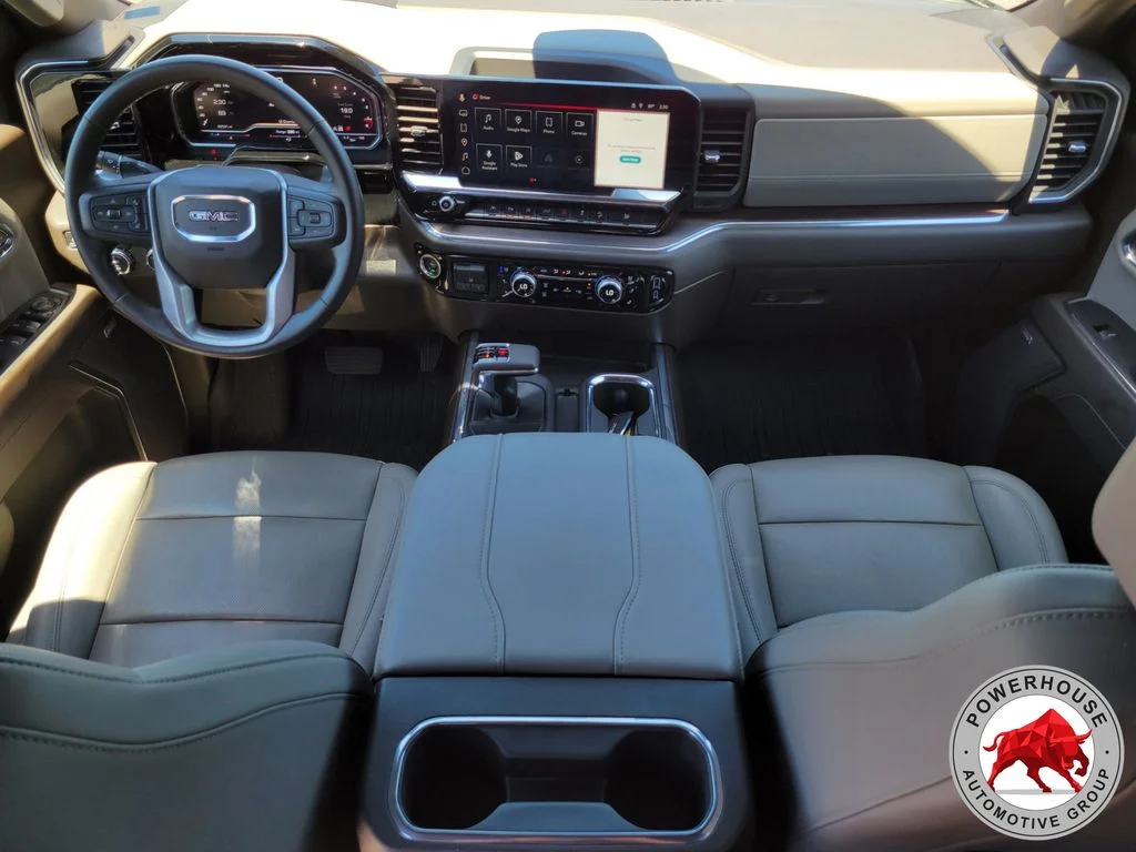 Used 2024 Black GMC SLT image 18