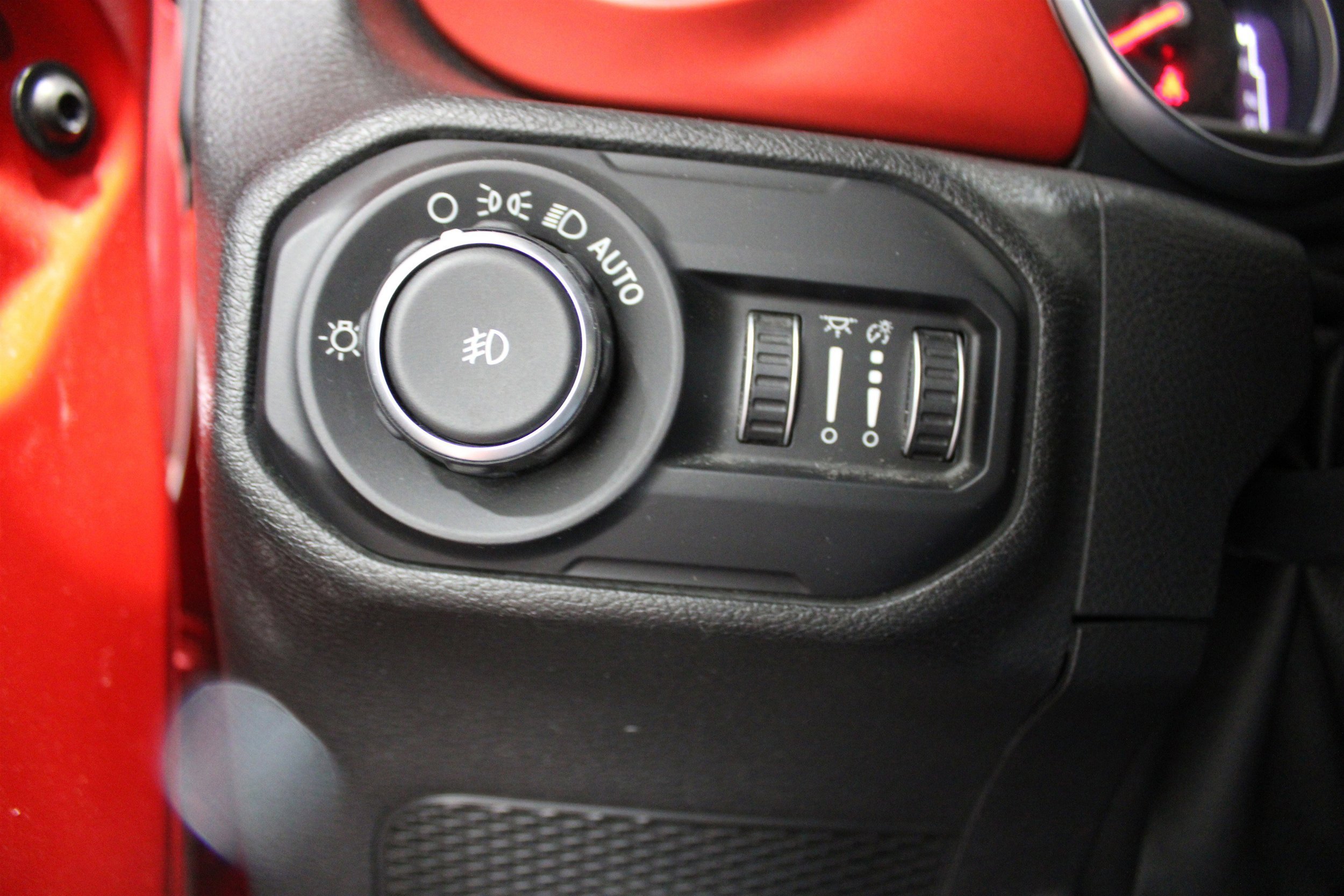 Used 2018 Firecracker Red Clearcoat Jeep Rubicon image 8