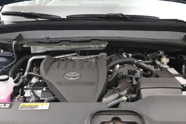 2026 Toyota Grand Highlander XLE - Photo 16