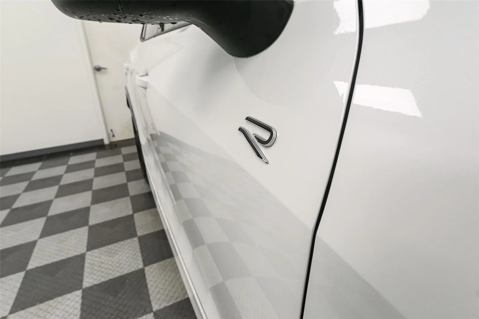 New 2026 Opal White Pearl Volkswagen SE R-Line Black image 7