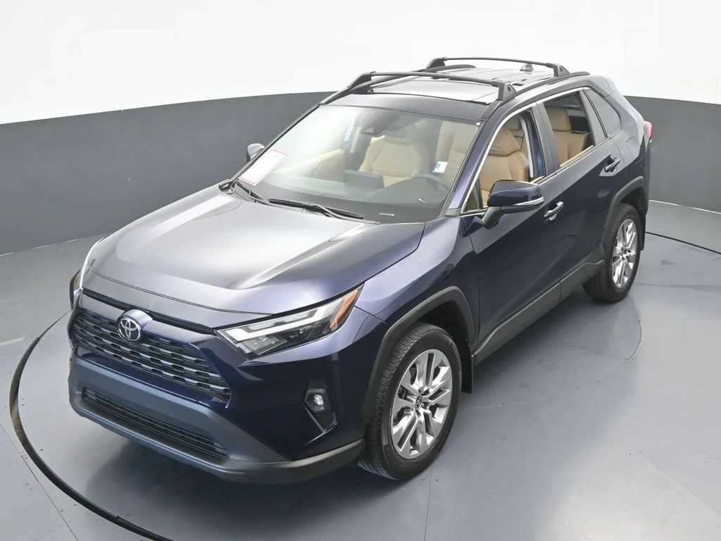 Used 2025 Blueprint Toyota XLE Premium image 47