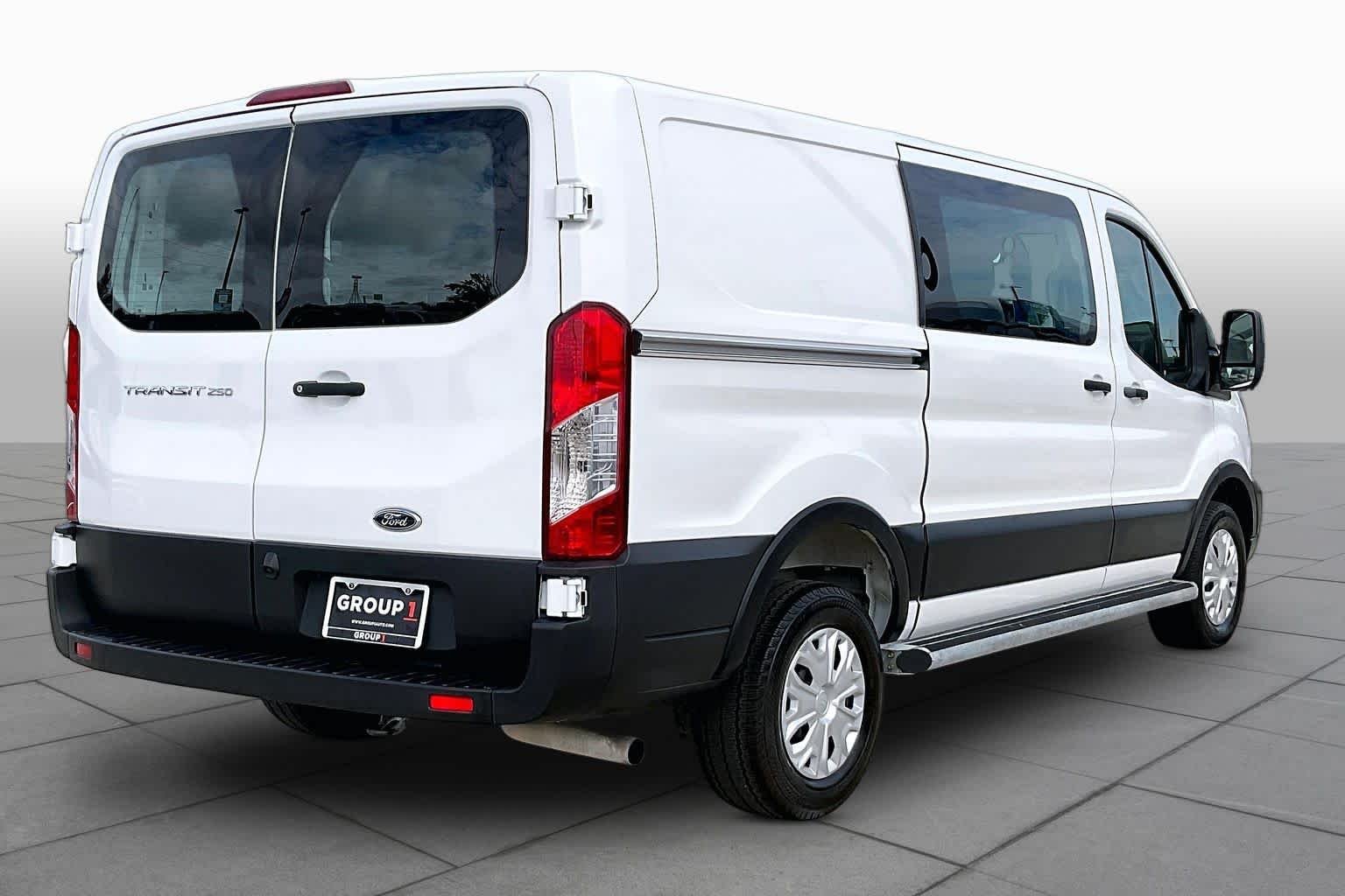 Used 2025 Oxford White Ford  image 12