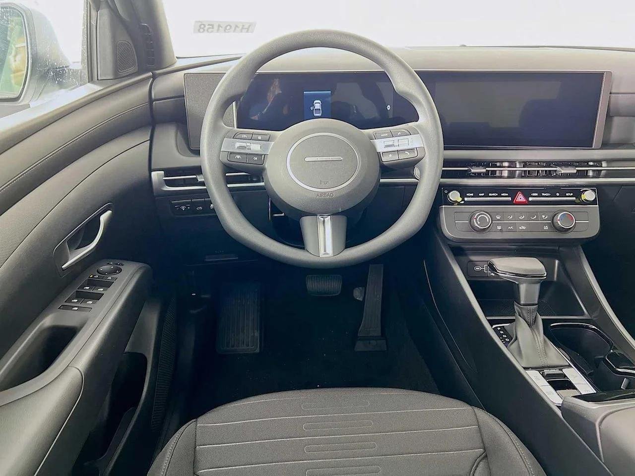 New 2026 Atlas White Hyundai SE AWD image 15