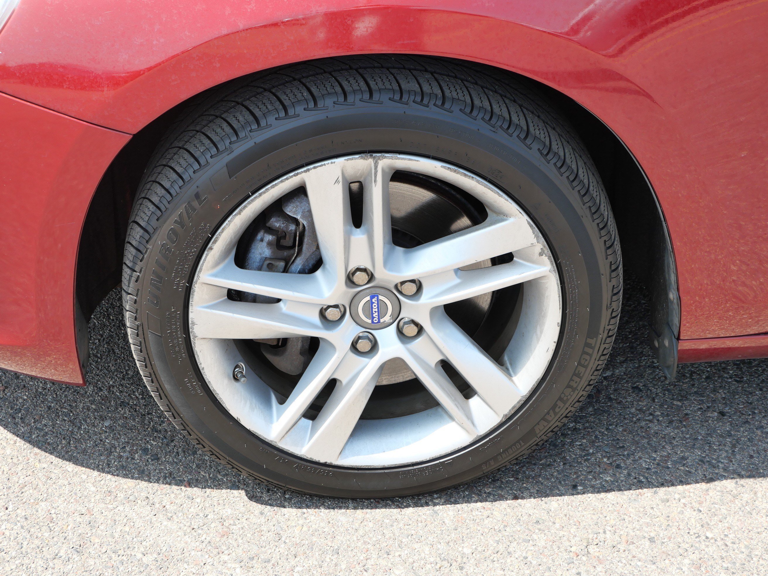 Used 2014 Red Volvo T5 image 15