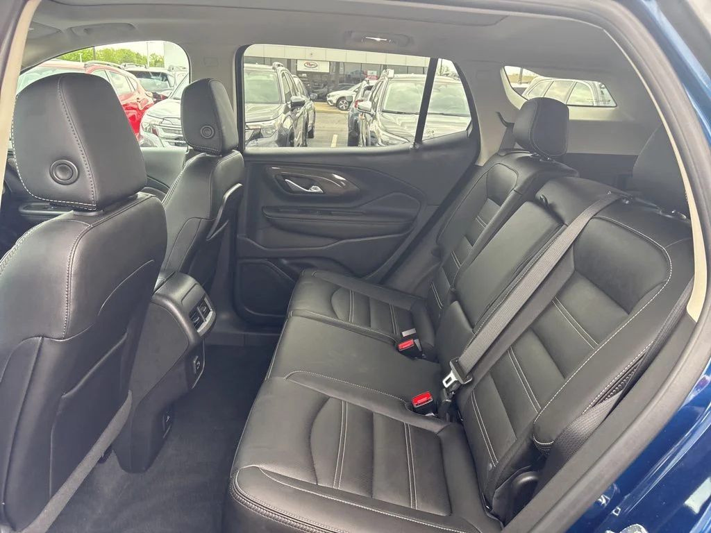 Used 2022 Blue GMC Denali image 12