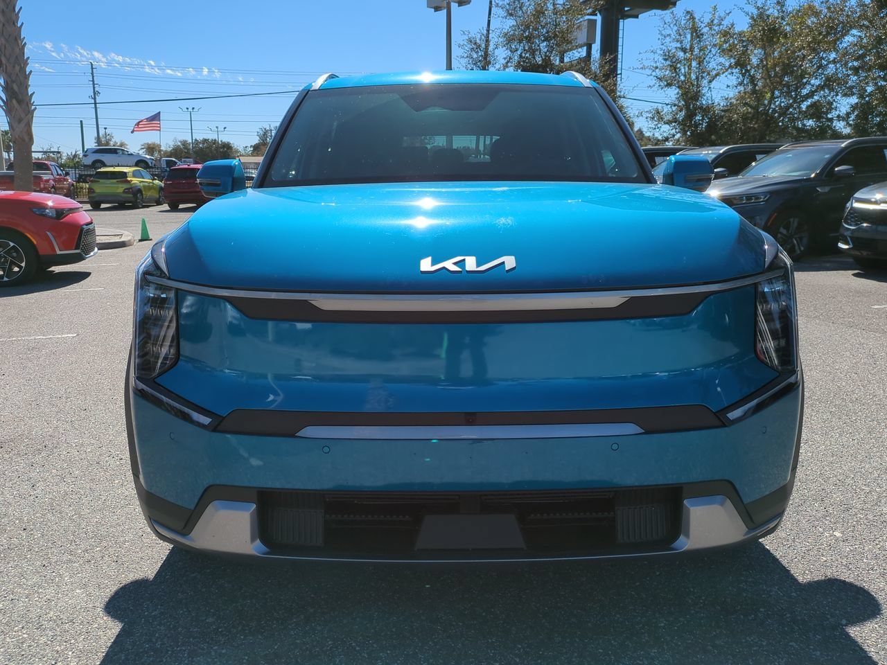 New 2026 Ocean Blue Kia Wind image 10