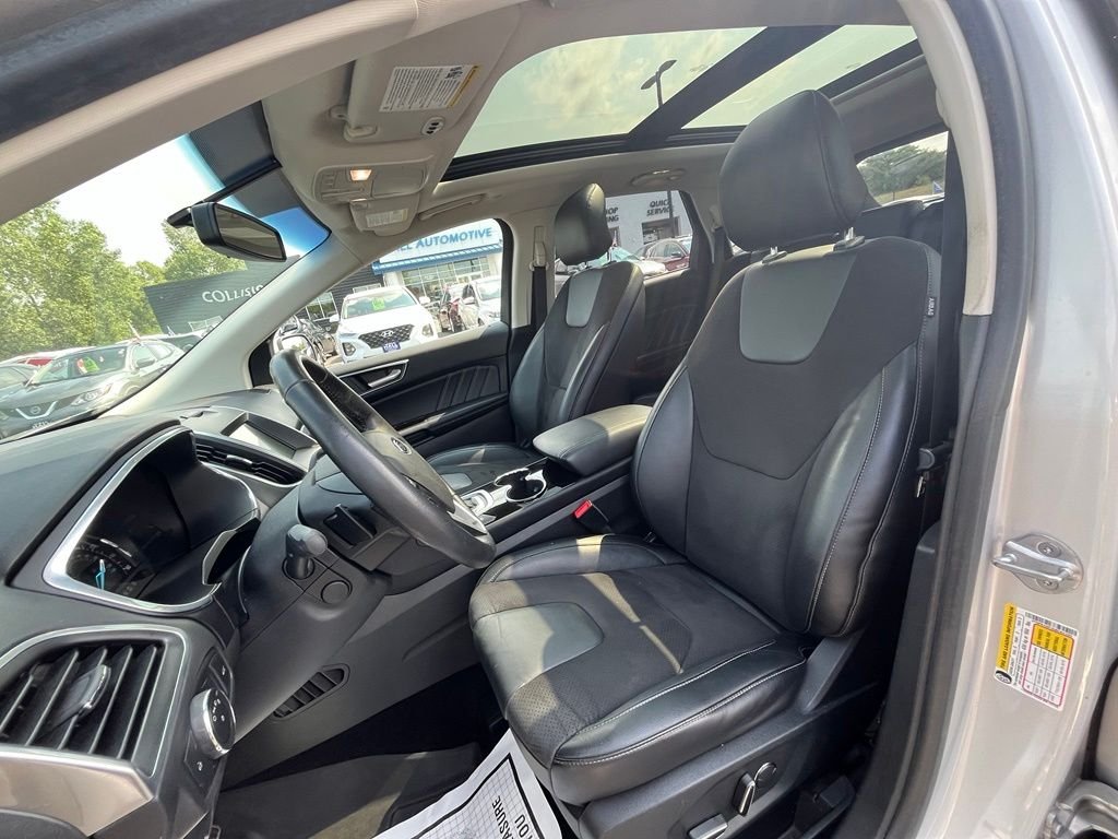 Used 2016 Silver Ford Sport image 10