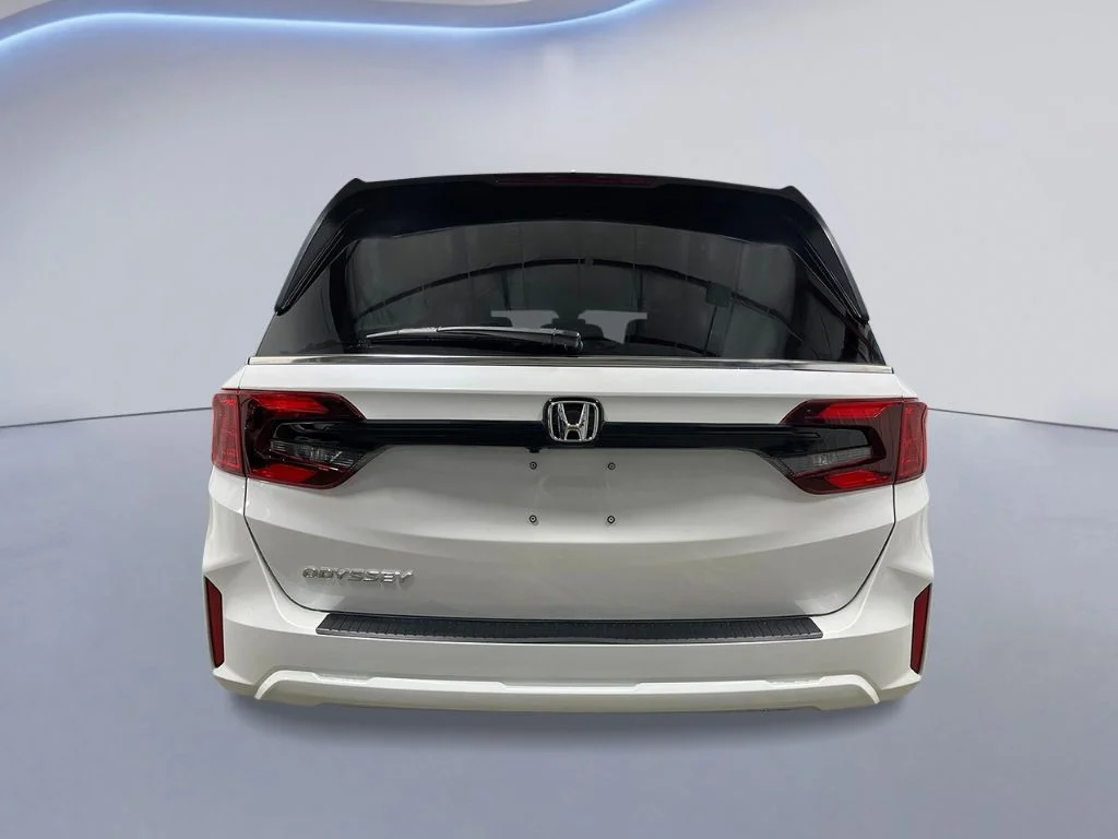 New 2026 Platinum White Pearl Honda EX image 4