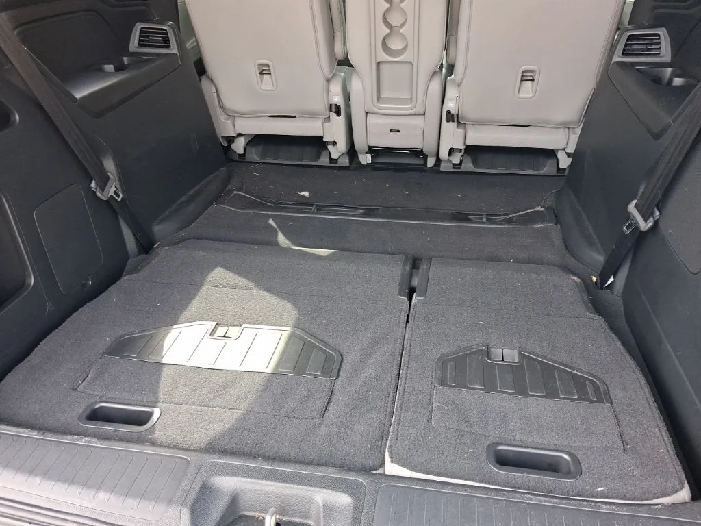 Used 2020 Gray Honda EX-L image 9