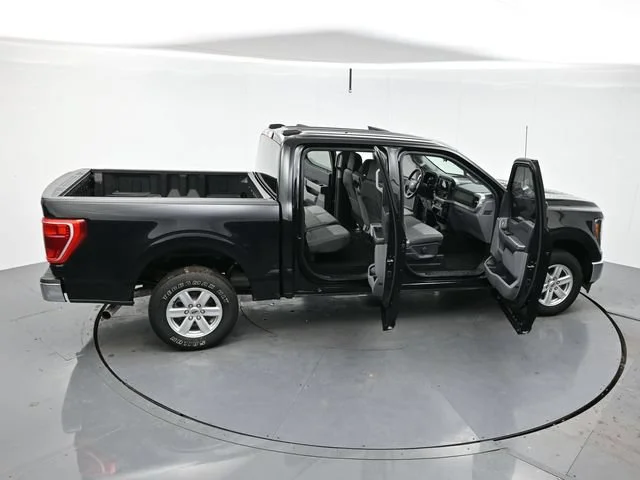 Used 2023 Agate Black Metallic Ford XL image 41