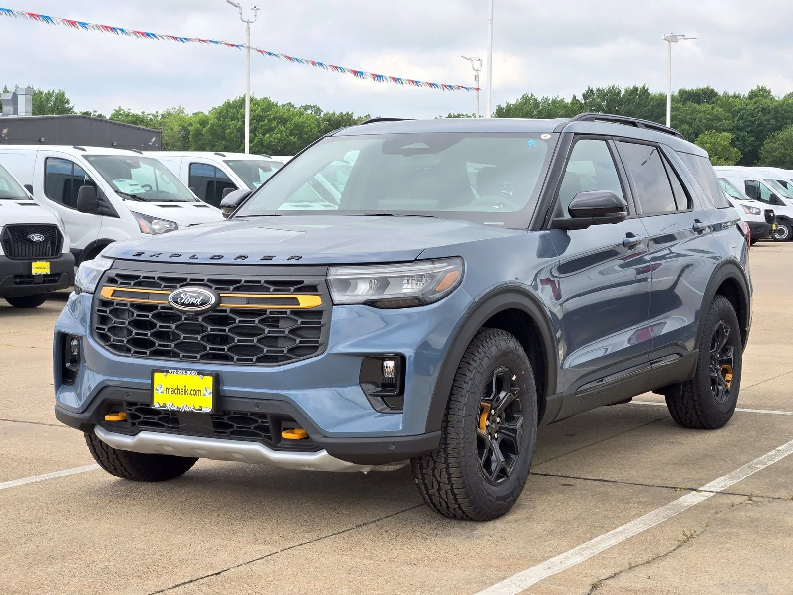 New 2026 Vapor Blue Metallic Ford Tremor® image 2