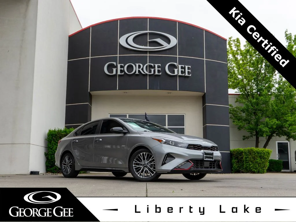 2023 Kia Forte GT-Line AT's photo