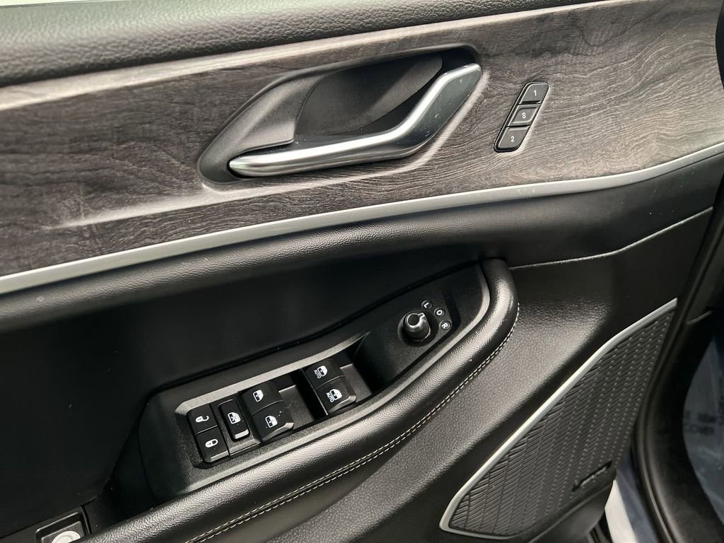 2024 Jeep Grand Cherokee 4xe - Photo 13