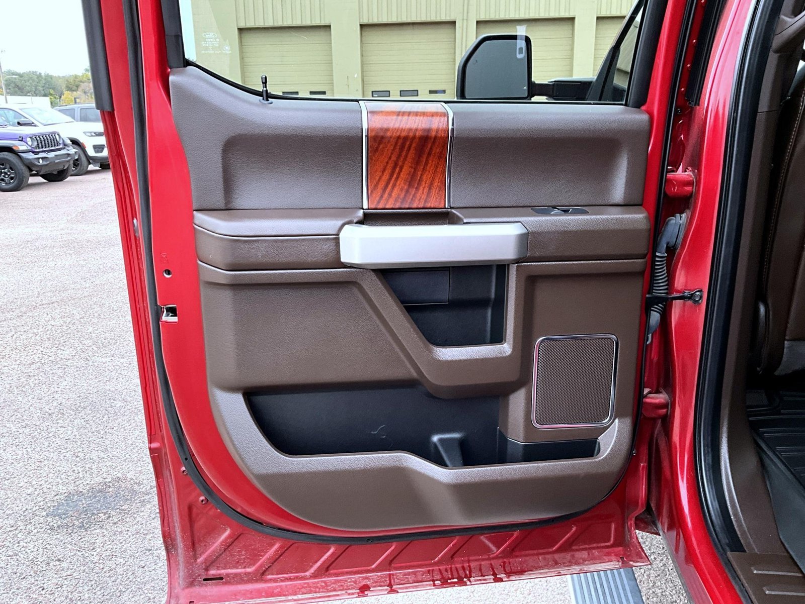 Used 2022 Red Ford King Ranch image 21