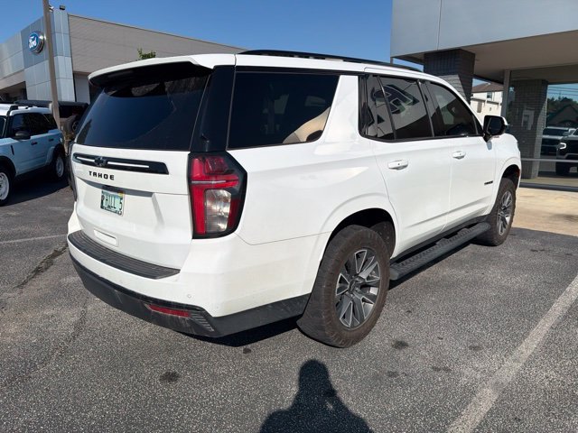 Used 2023 Summit White Chevrolet Z71 image 3